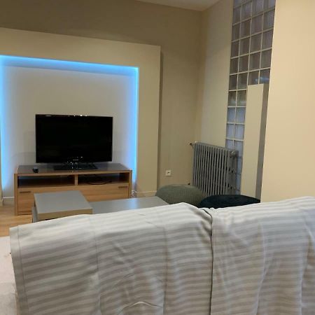 Appartement Avec 3 Chambres Au Centre De Pau Εξωτερικό φωτογραφία