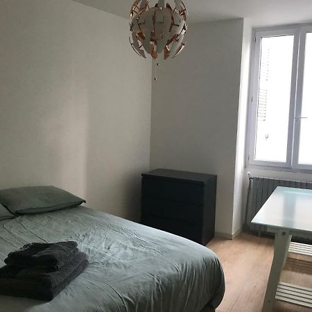 Appartement Avec 3 Chambres Au Centre De Pau Εξωτερικό φωτογραφία